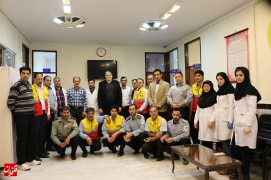 آتش نشانان میانه با اهدای خون یاد همکارشان را گرامی داشتند