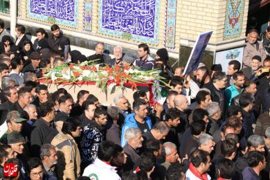 تشییع پیکر ازبرعلی حاجوی دهقان فداکار در میانه