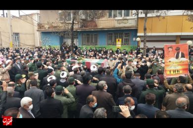 تصاویر مراسم تشییع پیکرمطهر شهید علیرضا گلمحمدی در میانه