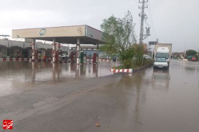 بارش باران سیل آسا و آبگرفتگی معابر در میانه