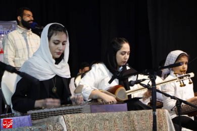 پنجمین کنسرت هنرجویی، هنرجویان آموزشگاه موسیقی سارنگ میانه/ گزارش تصویری