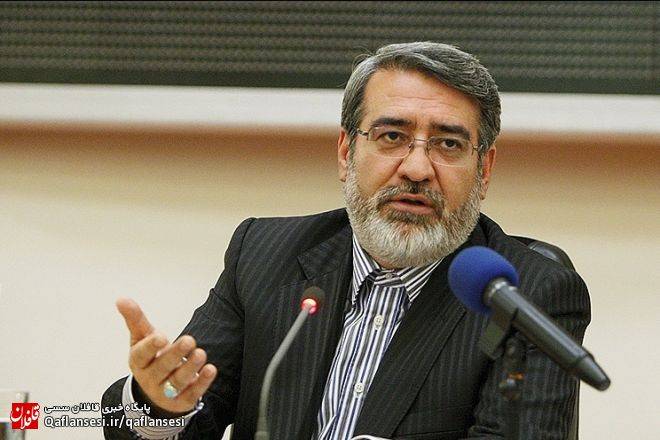 وزیر کشور: لزومی ندارد عده‌‌ای در تهران بنشینند و تصمیمات ریز کل کشور را بگیرند