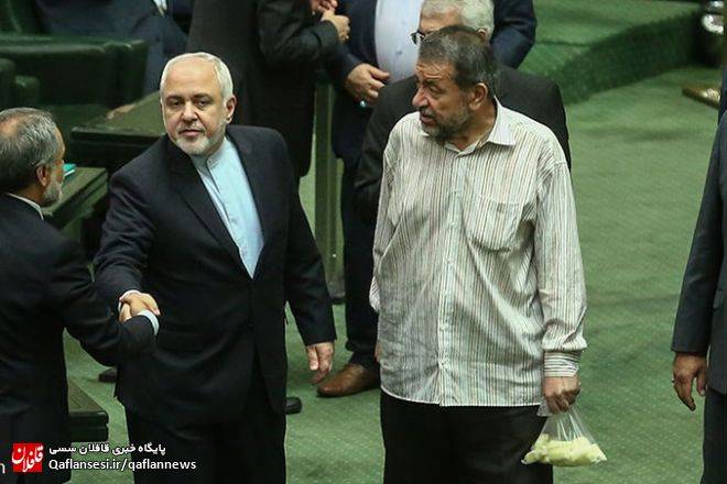 توضیحات نماینده‌ای که عکسش همراه با خربزه در کنار ظریف جنجالی شد