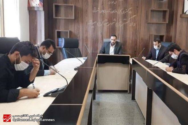 افراد مبتلا به کرونا که جهت درمان در منازل خود قرنطینه هستند تا بهبودی کامل حق تردد در سطح شهر را ندارند