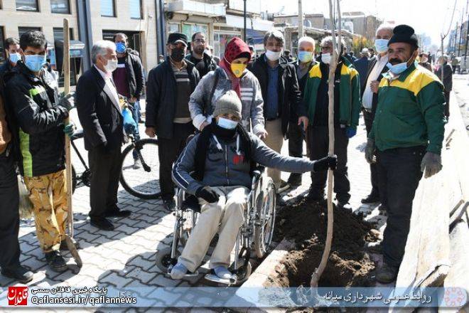 درختکاری پیاده راه خیابان امام خمینی ره در هفته منابع طبیعی