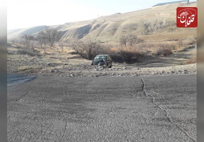 3 مصدوم در برخورد ال ۹۰ با نیسان در مسیر روستای هندلان