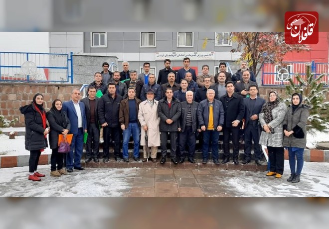 انتخاب حسن فلاحی‌راد به عنوان بهترین مربی تکواندو استان