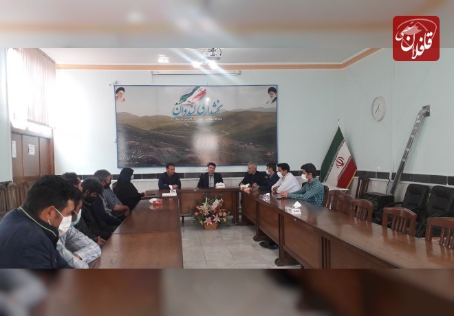 تقدیر و تجلیل از کارکنان و کارگران زحمتکش خدمات شهری شهرداری ترک