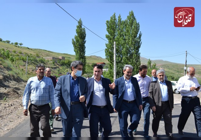 بازدید فرماندار ویژه میانه از پروژه آسفالت محور یونیک - گنجگاه