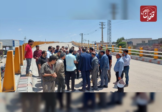 به اذعان همگان شهر به کارگاه تبدیل شده است