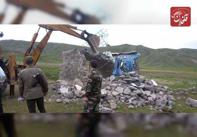 با دستور دادستان میانه ۲۰ بنای غیر مجاز در اراضی ملی تخریب شد