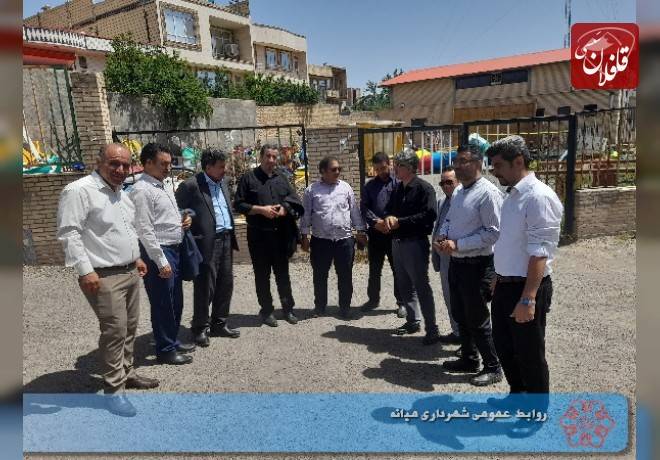 دیدار و مذاکره سرمایه گذار بخش خصوصی با شهردار و اعضای شورای اسلامی شهر میانه