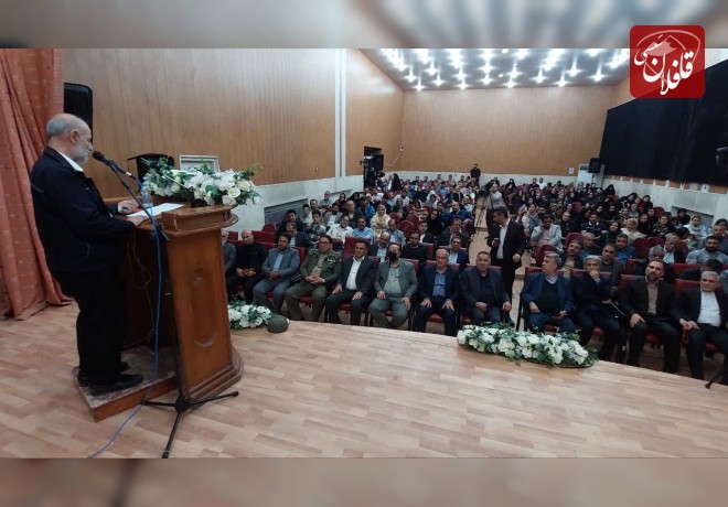 مراسم جشن و تجلیل از فعالان و تشکل های جامعه کارگری شهرستان میانه برگزار شد
