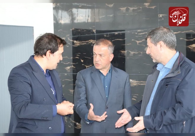 بررسی موانع تولید و صدور دستورات حمایتی در بازدید فرماندار ویژه میانه از سه واحد تولیدی