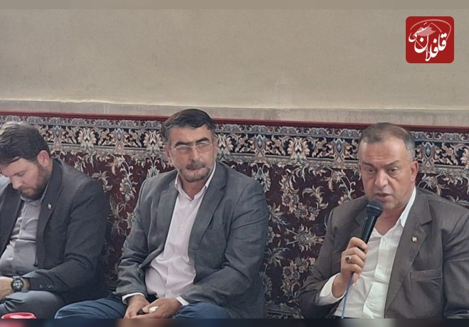 مشارکت اهالی روستای سفیدخانی در توسعه راه روستایی مصداق همدلی و وفاق برای آبادانی کشور است
