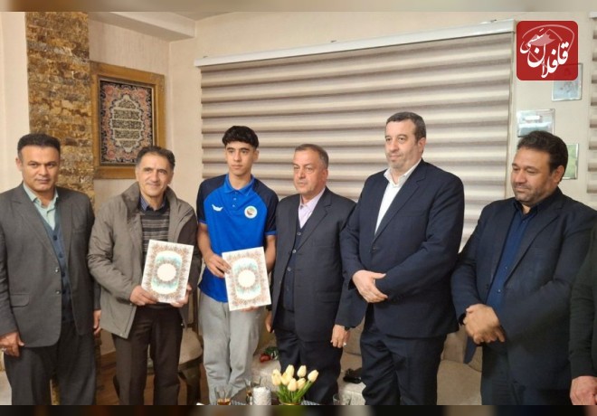 تجلیل فرماندار ویژه میانه از “حسن فلاحی راد”مربی تیم ملی و “رادین زینالی”مدال آور تکواندو کشور